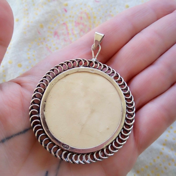 ❤ Sterling Silver + Porcelain Hand Painted Coquette Antique Brooch! - Picture 4 of 9